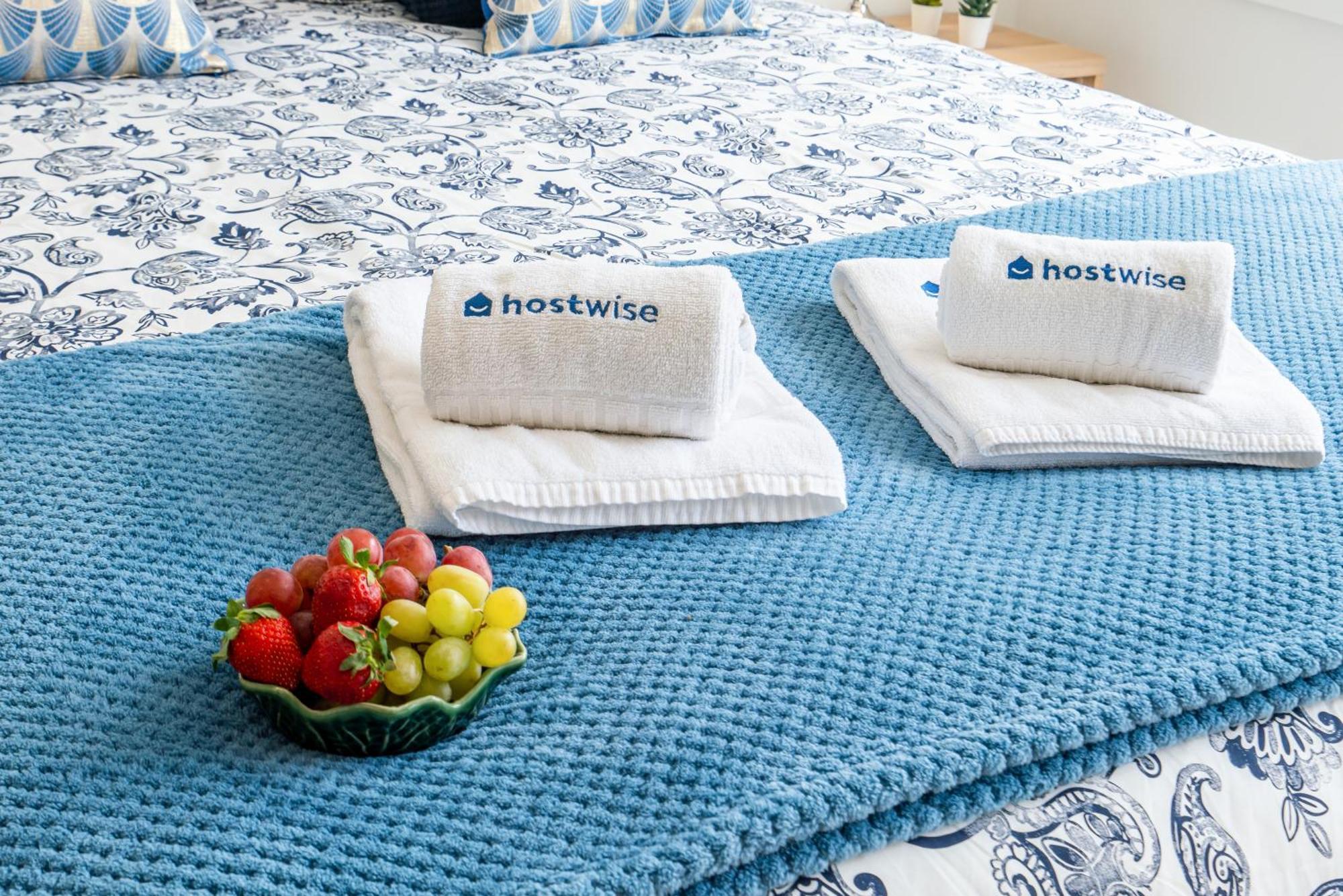 Host Wise - Comfy Sunny Flat - Prime Location Oporto